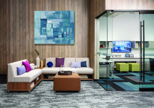 new-lb-lounge-seating-in-the-chicago-showroom-sm.jpg new-lb-lounge-seating-in-the-chicago-showroom-sm.jpg